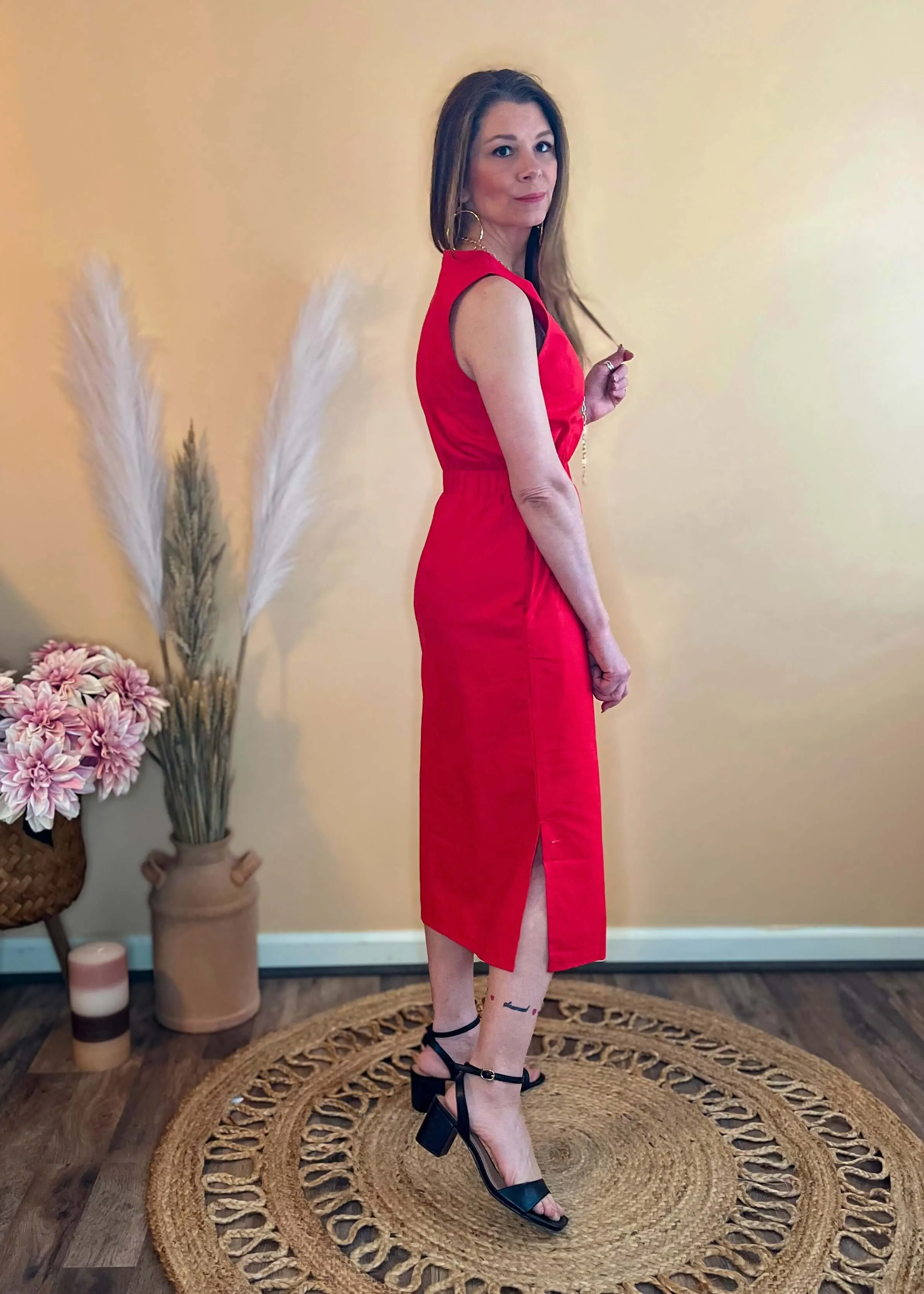 Center of Attention Midi Dress - Red