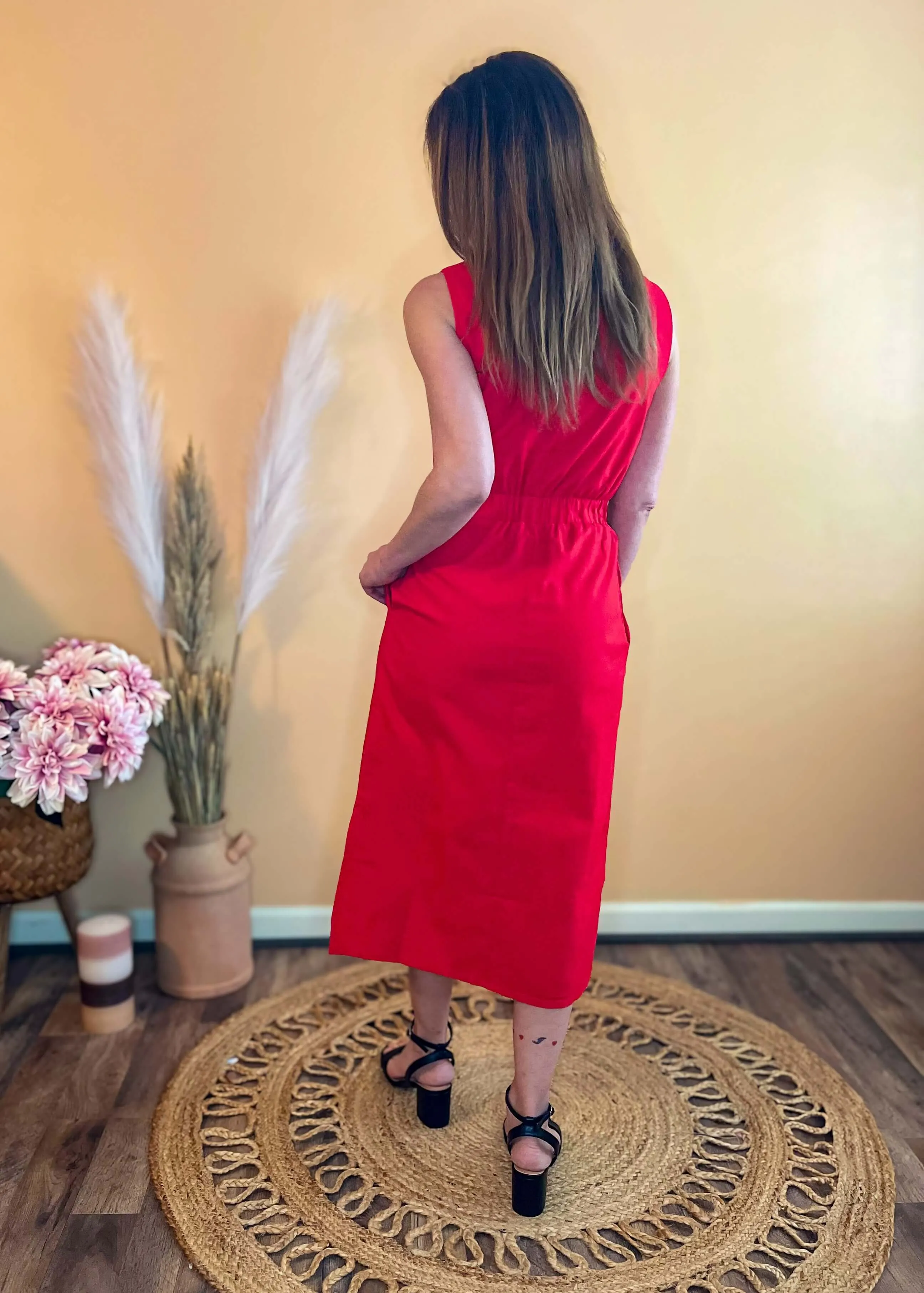 Center of Attention Midi Dress - Red
