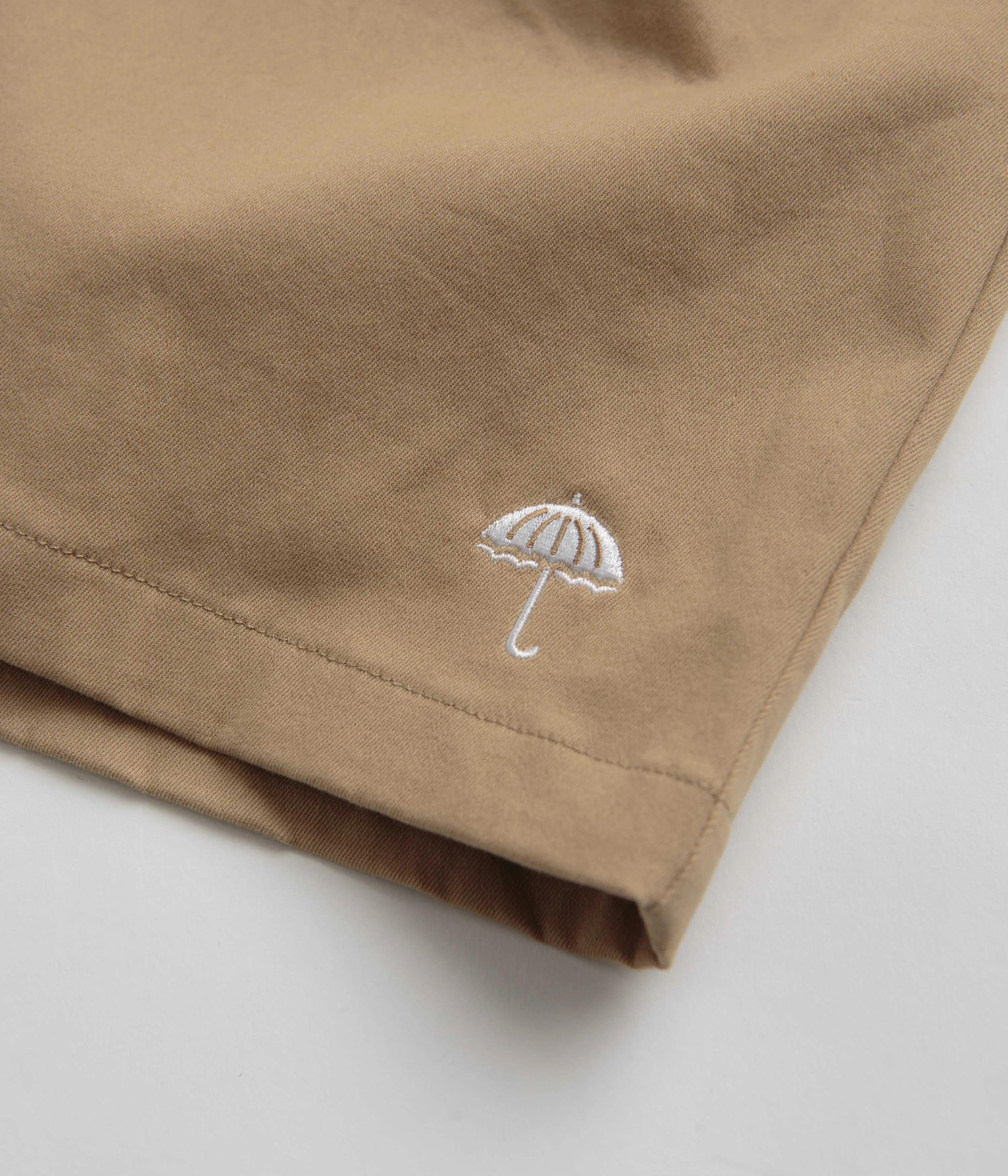 Helas Classic Pince Shorts - Beige