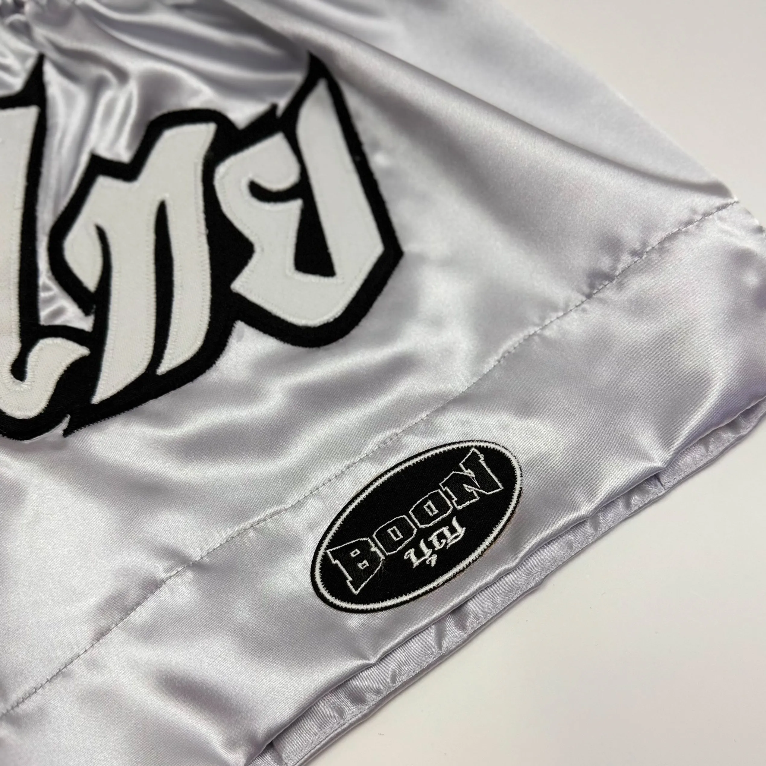 MT02SV Muay Thai Shorts SILVER CLASSIC