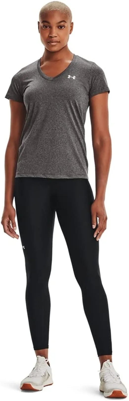 Under Armour Tech Short Sleeve V - Solid T Shirt Made of 4-Way Stretch Fabric, Ultra-light & Breathable, Grey, L