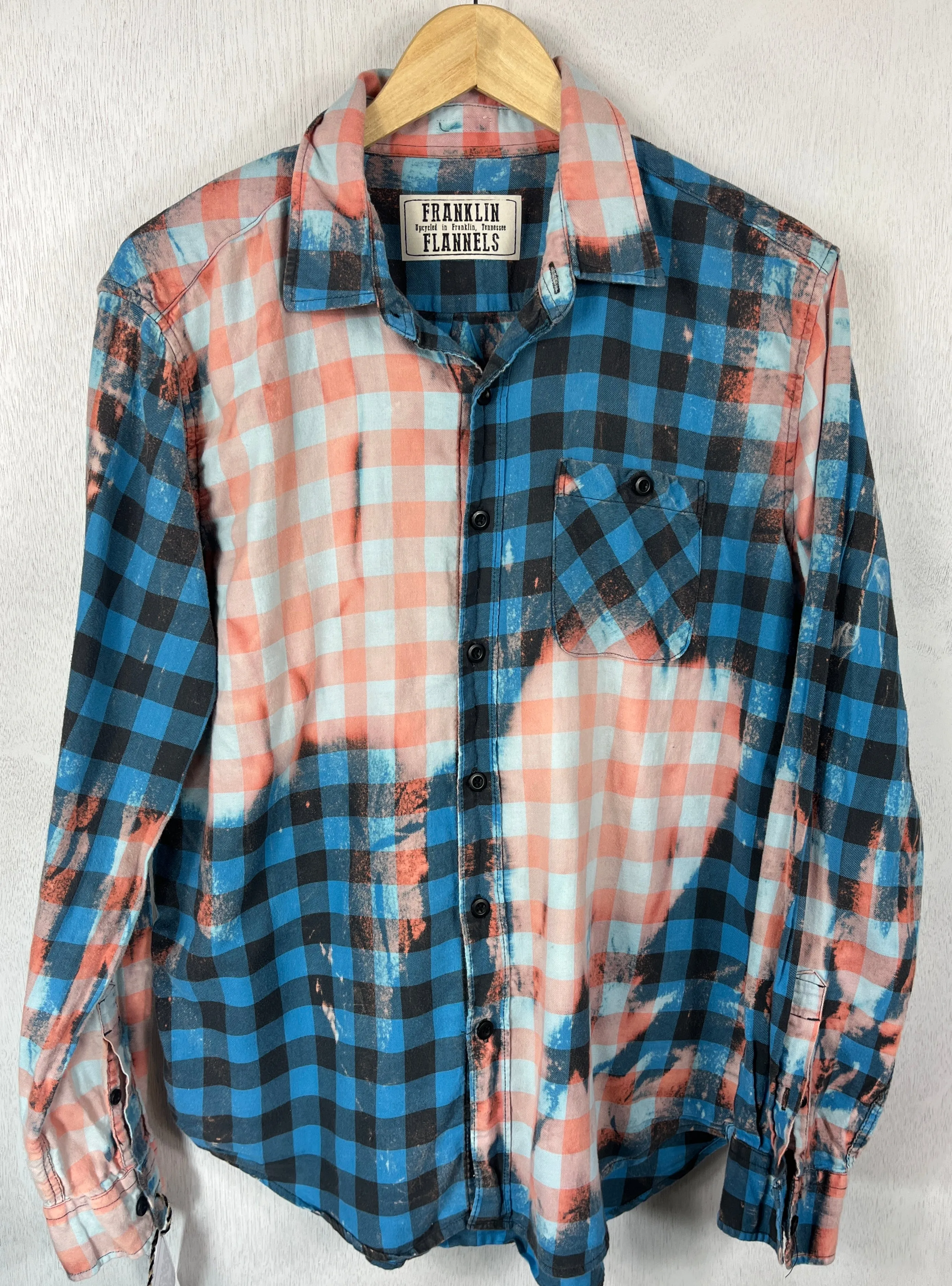 Vintage Turquoise, Pink and Black Lightweight Flannel Size Medium