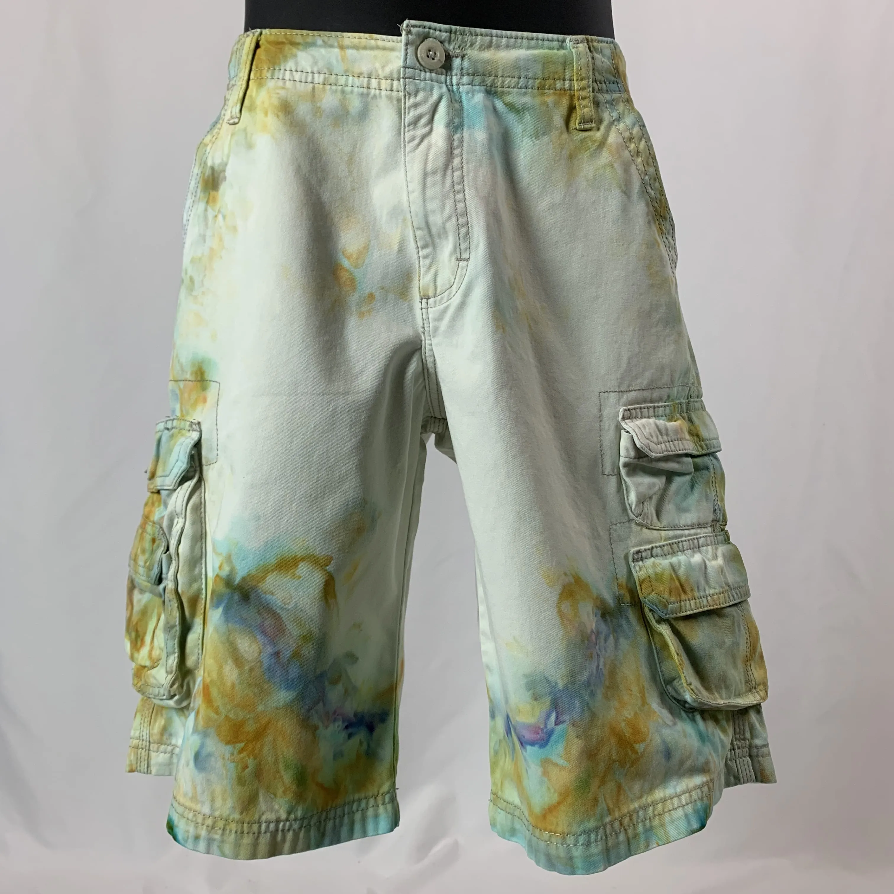 Watercolor Wash | Cargo Shorts | 31” waist